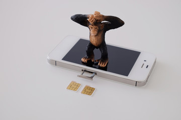 auと格安スマホ徹底比較！安易な乗り換えをオススメしない3つの理由